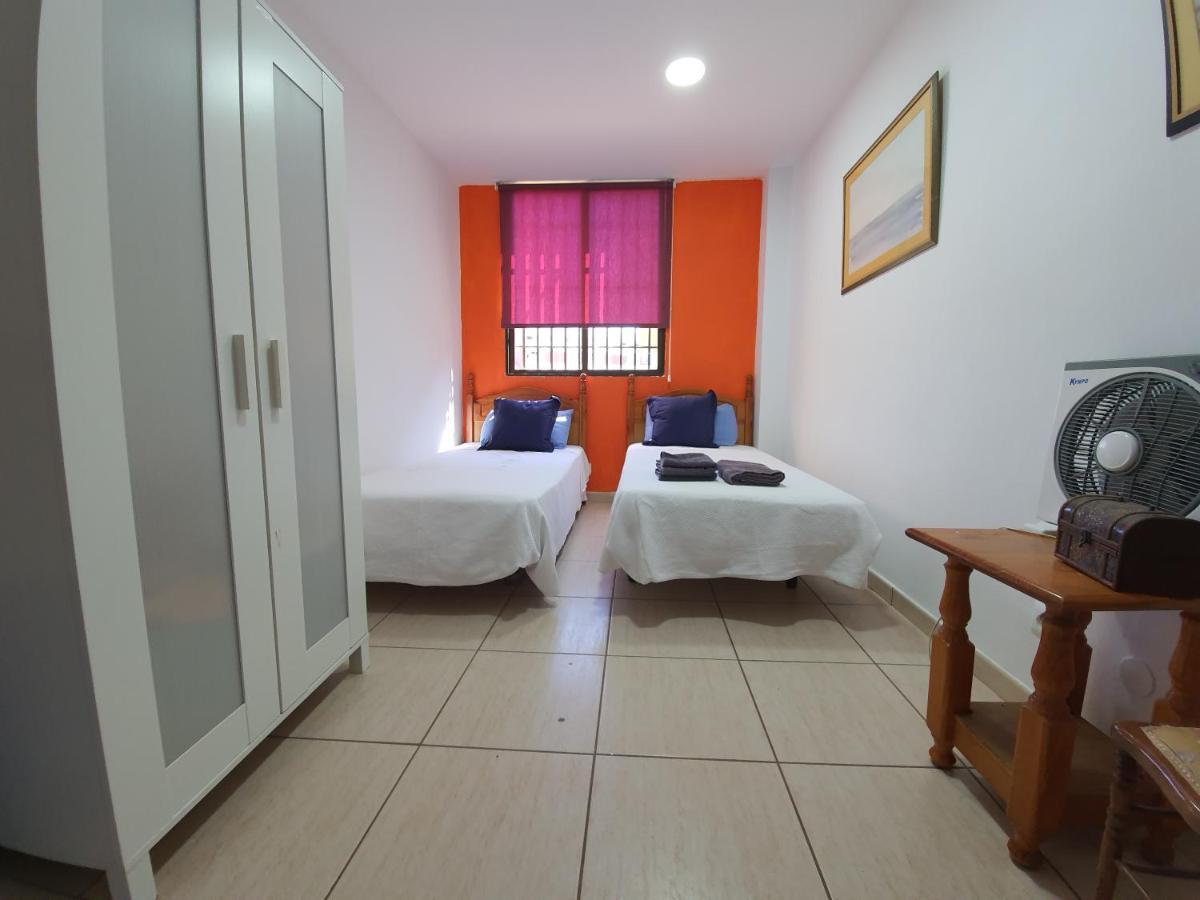 Doramas Private Rooms Shared Toilet Πλάγια ντελ Ινγκλές Εξωτερικό φωτογραφία
