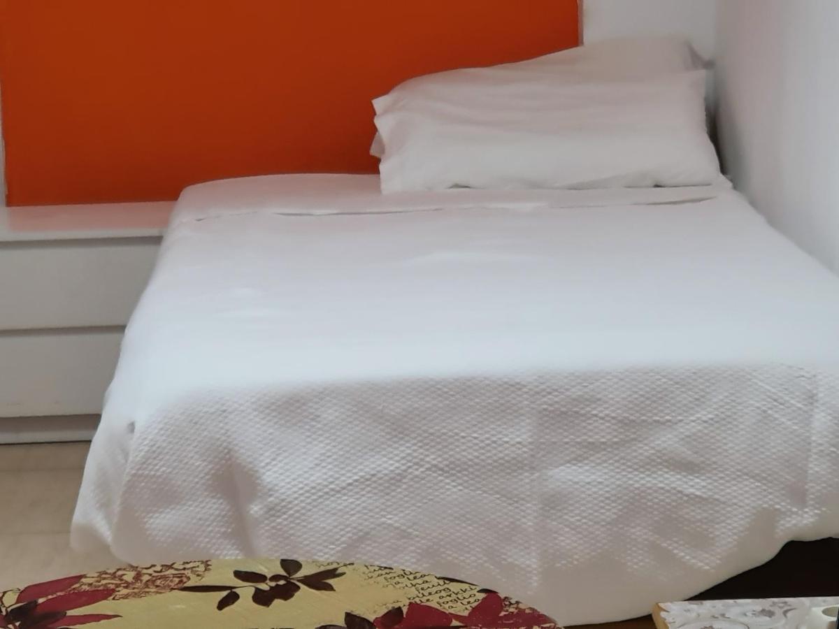 Doramas Private Rooms Shared Toilet Πλάγια ντελ Ινγκλές Εξωτερικό φωτογραφία