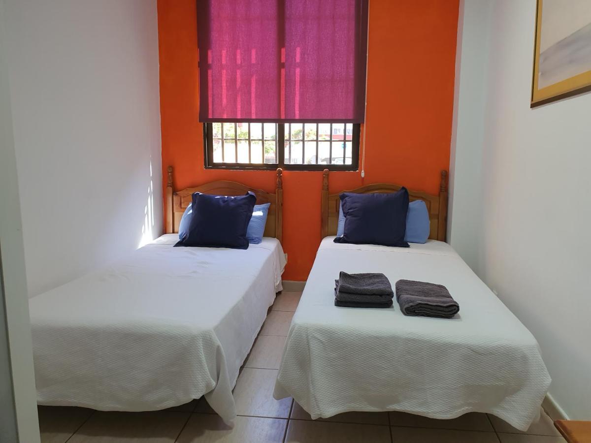 Doramas Private Rooms Shared Toilet Πλάγια ντελ Ινγκλές Εξωτερικό φωτογραφία