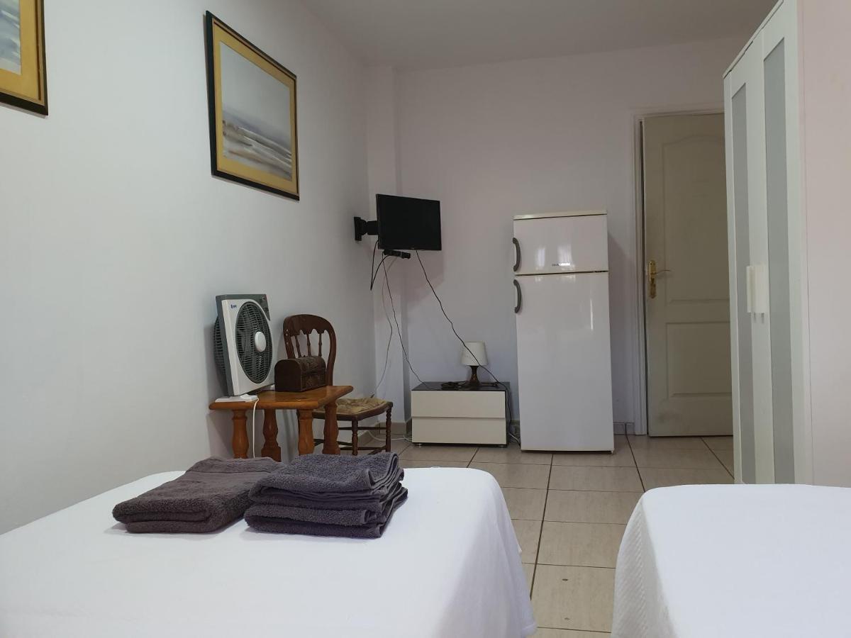 Doramas Private Rooms Shared Toilet Πλάγια ντελ Ινγκλές Εξωτερικό φωτογραφία