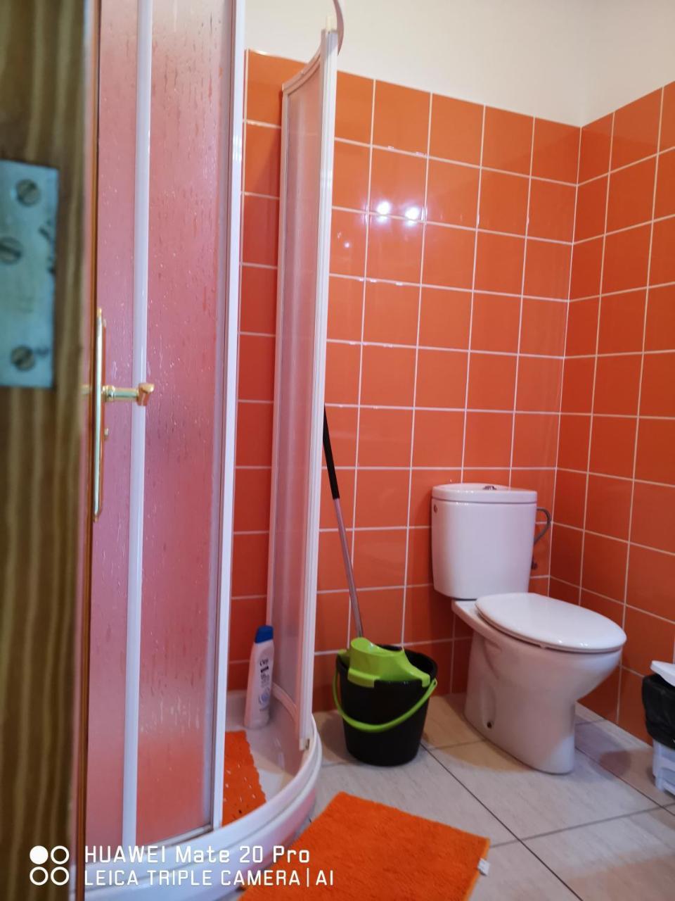 Doramas Private Rooms Shared Toilet Πλάγια ντελ Ινγκλές Εξωτερικό φωτογραφία